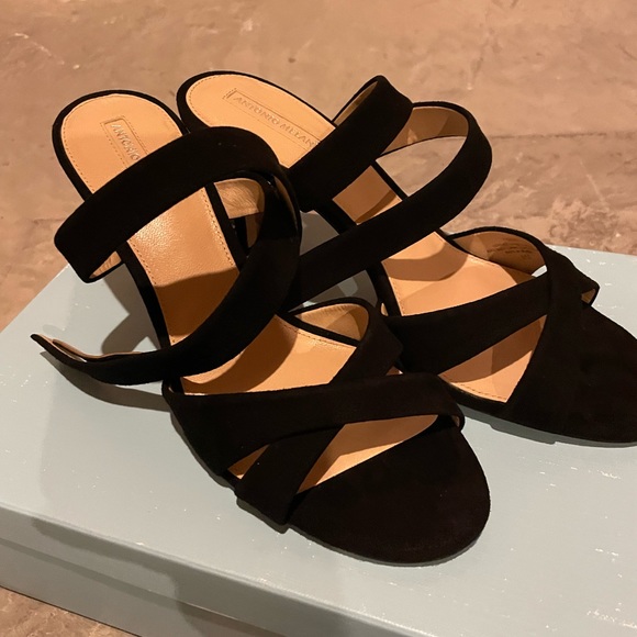 Antonio Melani heels size 9 - Picture 2 of 2